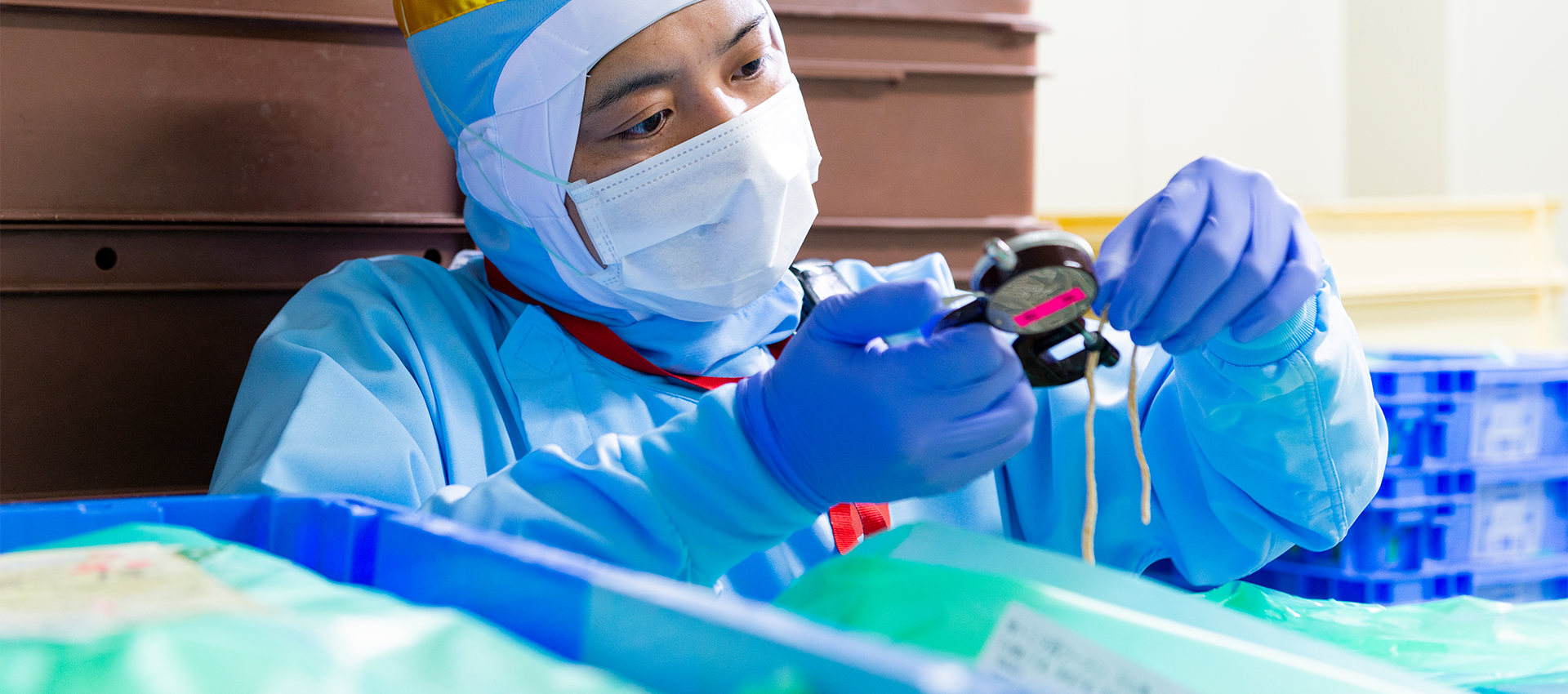 「課長」と「麺の評価者」。2つの役割で活躍。